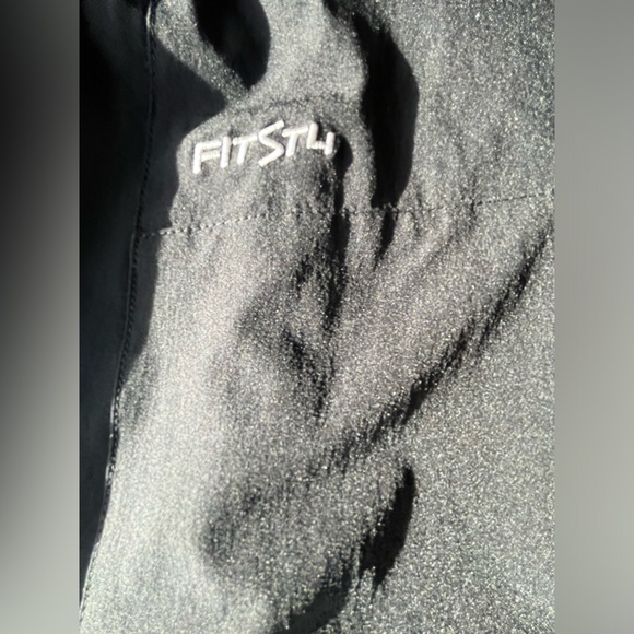 NWT- Mens FitsT4 Black Shorts in Size XL. - Picture 7 of 10